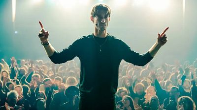 image de la news Après Monte-Cristo, Pierre Niney dans le rôle le plus sombre de sa carrière ? Il en parle enfin !