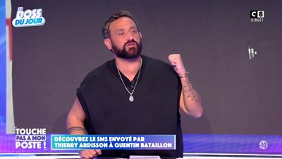 "Vous avez glow up", Cyril Hanouna (TPMP) gêné devant des images d'archives, une chroniqueuse le rassure