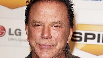 image de la news "Mon jeu, tout ça s'est retrouvé par terre" : depuis 16 ans, Mickey Rourke déteste sa prestation dans ce film Marvel