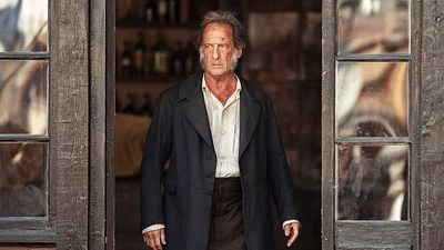 image de la news "C'est exactement ça !" : Vincent Lindon a pensé à ce grand acteur du cinéma d'action pour Les Misérables