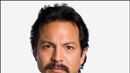 image de la news "Modern Family" accueille Benjamin Bratt
