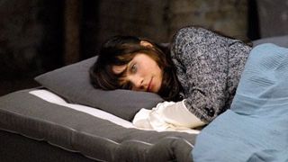 image de la news Zooey Deschanel en programmeuse informatique ?