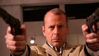 image de la news Bruce Willis s’évadera de prison (ou pas) 