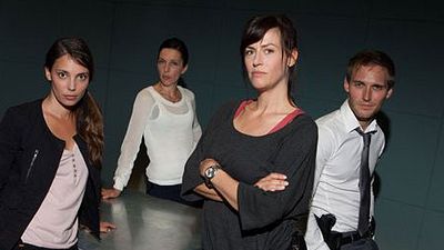 image de la news Chérie 25 prolonge "Dos au Mur" !