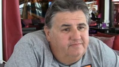 image de la news Le chroniqueur foot Pierre Ménès prépare un premier film sur un joueur du RC Lens !