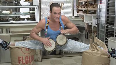 image de la news Jean-Claude Van Damme roi des bongos pour une pub