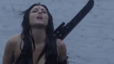 image de la news Sharknado 3: Oh! Hell no! dévoile son nouveau teaser all-star… avec des requins
