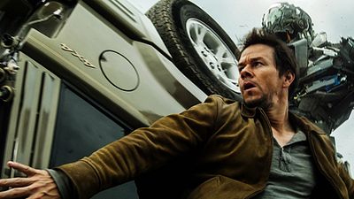 image de la news Transformers 5 : Mark Wahlberg confirme son retour face aux robots
