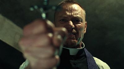 image de la news The Exorcist : la première bande-annonce flippante du remake