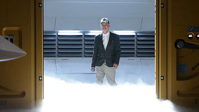 image de la news 2012 + Rencontres du 3ème type = Moonfall pour Roland Emmerich