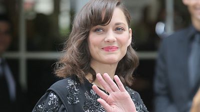 image de la news Légion d'honneur : Marion Cotillard, Pierre Richard, Niels Arestrup et Ariane Ascaride dans la promotion du 14 juillet 2016