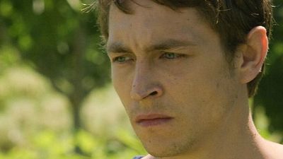 image de la news Bande-annonce Toril : Entre trafic de drogue et monde paysan, la lente descente aux enfers de Vincent Rottiers 
