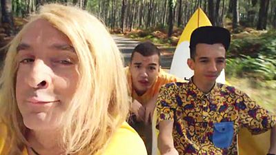 image de la news Brice 3 : Jean Dujardin rappe avec Bigflo & Oli sur la BO du film