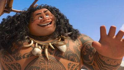 image de la news Vaiana, la légende du bout du monde : Le demi-dieu Maui se dévoile dans un extrait … désopilant !