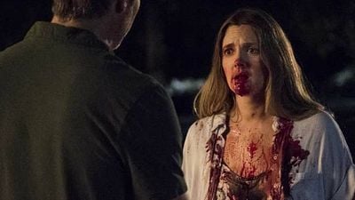 image de la news Une bande-annonce sanglante pour Santa Clarita Diet, la prochaine comédie Netflix avec Drew Barrymore 