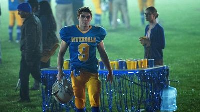 image de la news Riverdale, le teen drama Netflix fait l'unanimité sur les réseaux sociaux