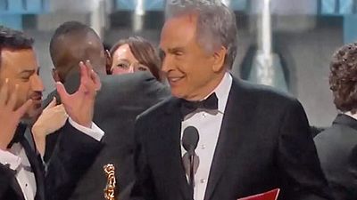 image de la news Oscars 2017 : La La Land vs Moonlight, Jimmy Kimmel explique l’erreur