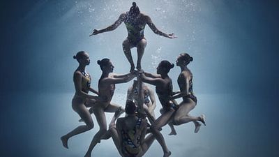 image de la news Parfaites : "Ces jeunes femmes font des choses incroyables dans l’indifférence la plus totale"