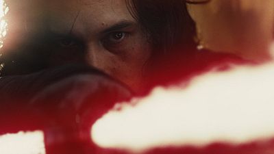 image de la news Star Wars 8 : le nouveau vaisseau de Kylo Ren dévoilé en jouet 