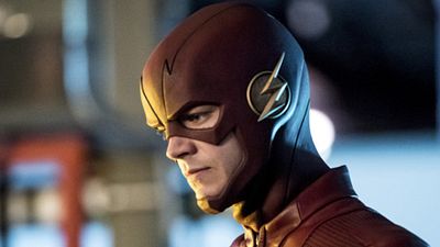 image de la news Flash saison 4: Barry Allen dévoile son nouveau costume