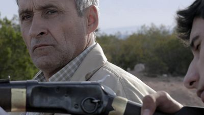 image de la news La educación del rey : "Les gens sont bons, les gouvernements sont de la merde"