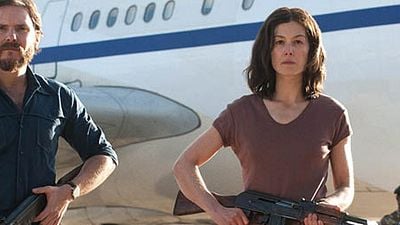 image de la news Bande-annonce Otages à Entebbe : 239 passagers pris au piège des terroristes Daniel Brühl et Rosamund Pike