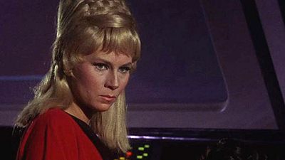 image de la news Hollywood, machine à broyer : Grace Lee Whitney, ou l'histoire oubliée de Star Trek