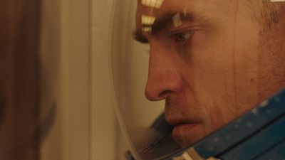 image de la news Bande-annonce High Life : Claire Denis embarque Robert Pattinson et Juliette Binoche dans l'espace