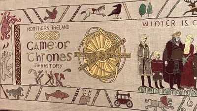 image de la news Game of Thrones : une tapisserie de 87 mètres raconte la série... et même le gobelet Starbucks