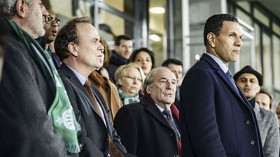 image de la news Les Sauvages sur Canal + : que pense la presse de la série coup de poing ?