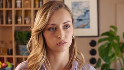 image de la news Demain nous appartient : qui est le père biologique de Sofia ? La révélation qui va secouer la série