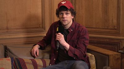 image de la news Vivarium par Jesse Eisenberg : "Un cauchemar surréaliste sur l'angoisse d'avoir des enfants"