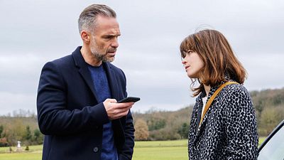 image de la news Profilage : Adèle a-t-elle survécu ? Philippe Bas éclaircit le mystère