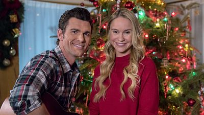image de la news M6 : les téléfilms de Noël sont de retour pendant le confinement !