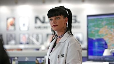 image de la news NCIS : Pauley Perrette (Abby) accuse Mark Harmon de comportements racistes, homophobes et misogynes