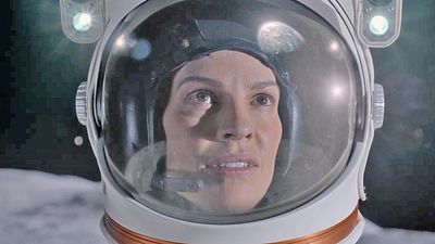 image de la news Away sur Netflix : la bande-annonce de la série spatiale avec Hilary Swank