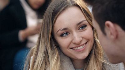 image de la news Demain nous appartient : Sofia pourra-t-elle pardonner à Charlie ? Emma Smet répond