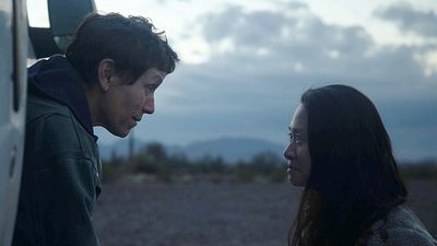 image de la news Nomadland : Chloé Zhao, favorite des Oscars, décroche un nombre record de récompenses