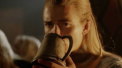 image de la news Le Seigneur des Anneaux Le Retour du Roi : qu'y a-t-il vraiment dans les chopes pendant le concours de bière ?