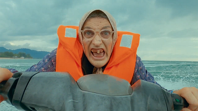 image de la news Les Bodin's en Thaïlande : Maria explose tout en jet ski dans la nouvelle bande-annonce