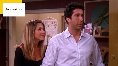 image de la news Friends : les photos hilarantes de Ross et Rachel sous la douche