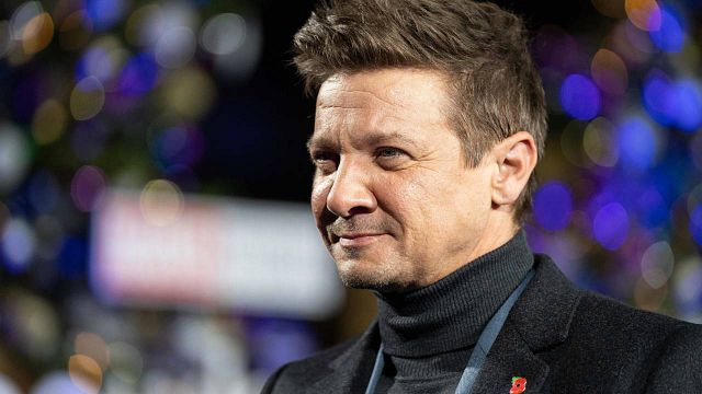 image de la news Jeremy Renner dans un "état critique mais stable" après un accident de déneigement