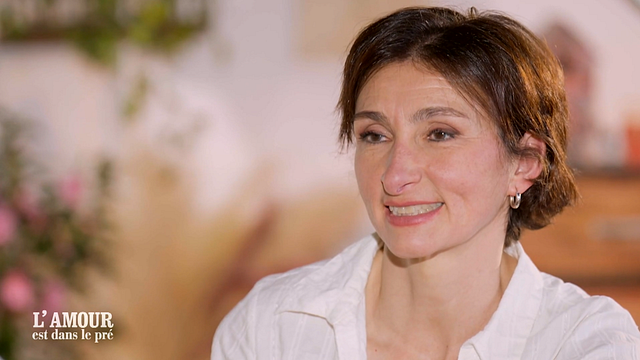 image de la news L'amour est dans le pré : Géraldine interrompt la lecture d'une lettre très osée... finalement validée ! Ce qui vous attend ce soir