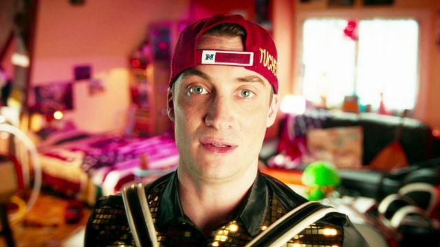 image de la news "C'est une chance d'avoir fait Les Tuche" : après son César, Pierre Lottin ne renie pas la saga culte qui l'a révélé il y a 15 ans