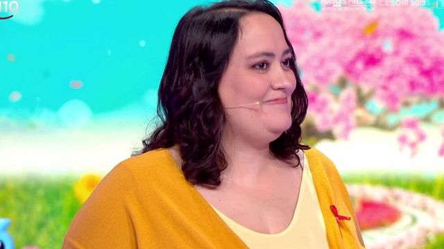 image de la news Les 12 coups de midi : Céline bouleversée par une jolie surprise de son mari ! (Vidéo)