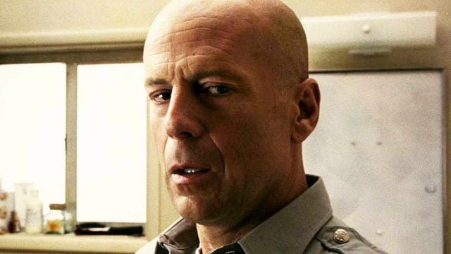 image de la news "Un réalisateur qui hurle n'offre pas une expérience agréable" : après ce film de science-fiction, Bruce Willis a refusé de travailler à nouveau avec ce célèbre cinéaste