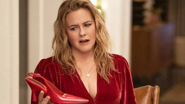 image de la news Cette actrice était la star d'Hollywood dans les années 90 et aujourd'hui elle cartonne dans un film Netflix