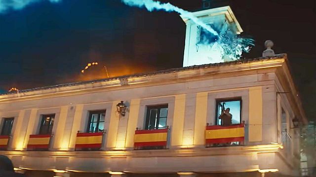 image de la news Premières images The Beast : la bande-annonce de ce film d'action avec Samuel L. Jackson et Joel Kinnaman va vous en mettre plein la vue... Et c'est signé le réalisateur de Cliffhanger et Die Hard 2 !
