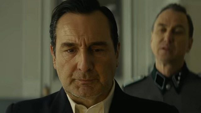 image de la news Nouvelles images Moulin : voici la bande-annonce avec Gilles Lellouche en "plus grand héros du XXème siècle"