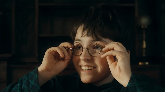 image de la news Harry Potter : les nouvelles images de la série confirment que l'on a encore plus hâte d'être en décembre pour la binge-watcher !